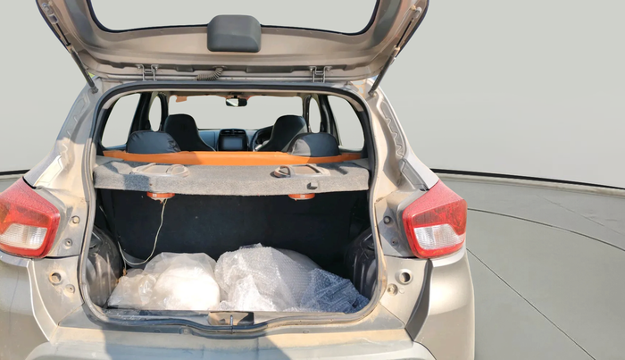 2016 Renault Kwid RXT 1.0 AMT (O), Petrol, Automatic, 69,616 km, exterior