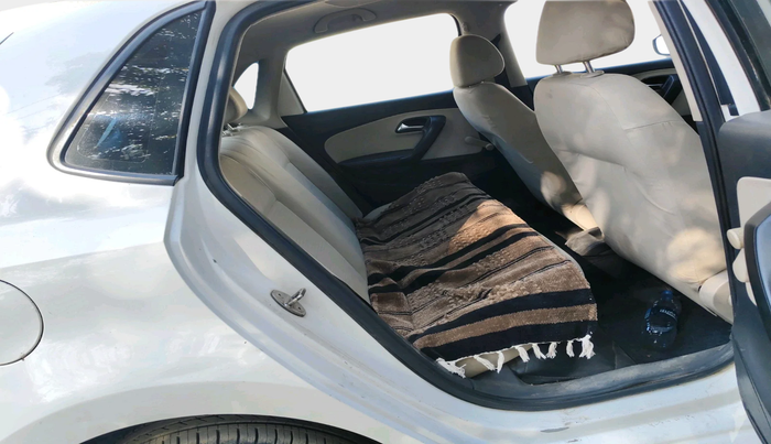 2012 Volkswagen Polo TRENDLINE 1.2L DIESEL, Diesel, Manual, 1,14,379 km, interior