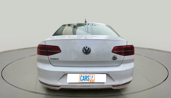 2018 Volkswagen Passat HIGHLINE DSG, Diesel, Automatic, 1,33,051 km, exterior