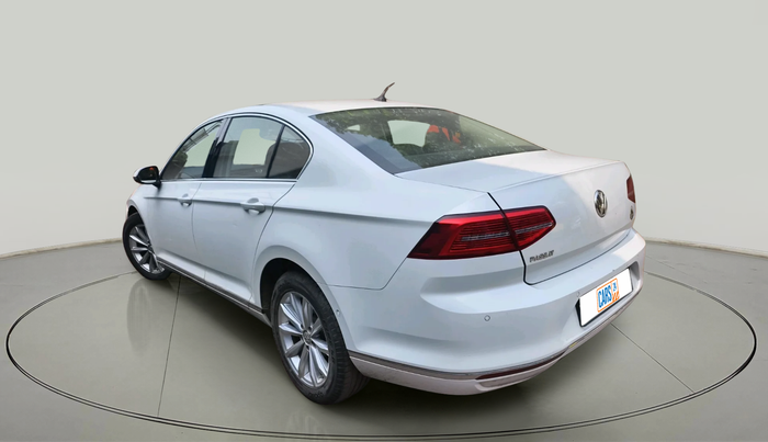 2018 Volkswagen Passat HIGHLINE DSG, Diesel, Automatic, 1,33,051 km, exterior