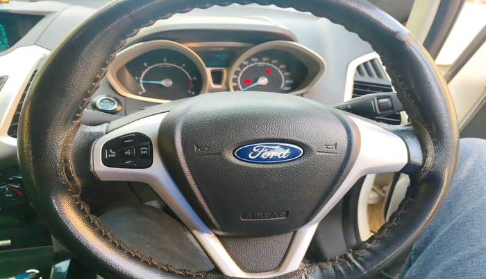 2015 Ford Ecosport TITANIUM 1.5L DIESEL, Diesel, Manual, 1,33,595 km, interior