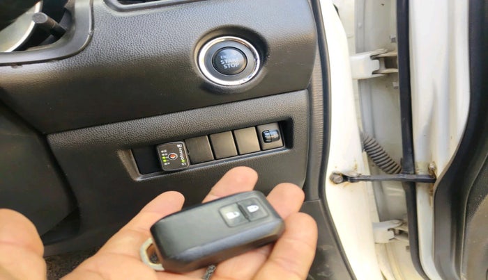 2020 Maruti Swift ZXI PLUS AMT, CNG, Automatic, 72,233 km, interior