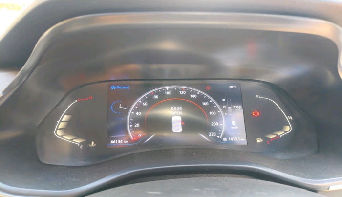 2022 Renault Kiger RXZ MT, Petrol, Manual, 66,134 km, interior