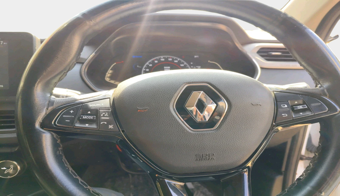 2022 Renault Kiger RXZ MT, Petrol, Manual, 66,134 km, interior