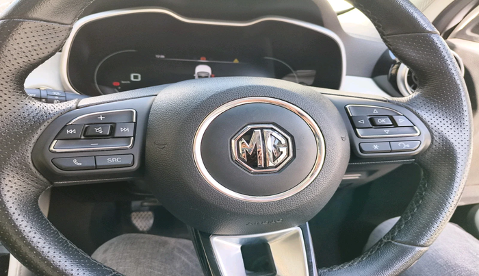 2023 MG ASTOR SHARP 1.5 MT, Petrol, Manual, 25,141 km, interior