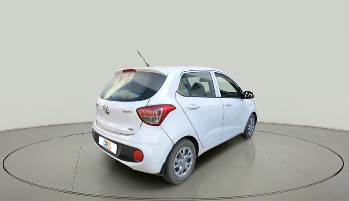 2017 Hyundai Grand i10 SPORTZ 1.2 KAPPA VTVT, Petrol, Manual, 1,27,981 km, exterior