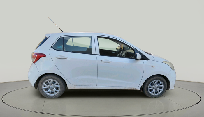 2017 Hyundai Grand i10 SPORTZ 1.2 KAPPA VTVT, Petrol, Manual, 1,27,981 km, exterior