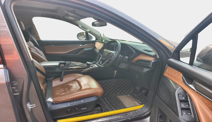 2023 MG GLOSTER SAVVY 7 STR 2.0 TWIN TURBO 4WD, Diesel, Automatic, 1,51,259 km, interior