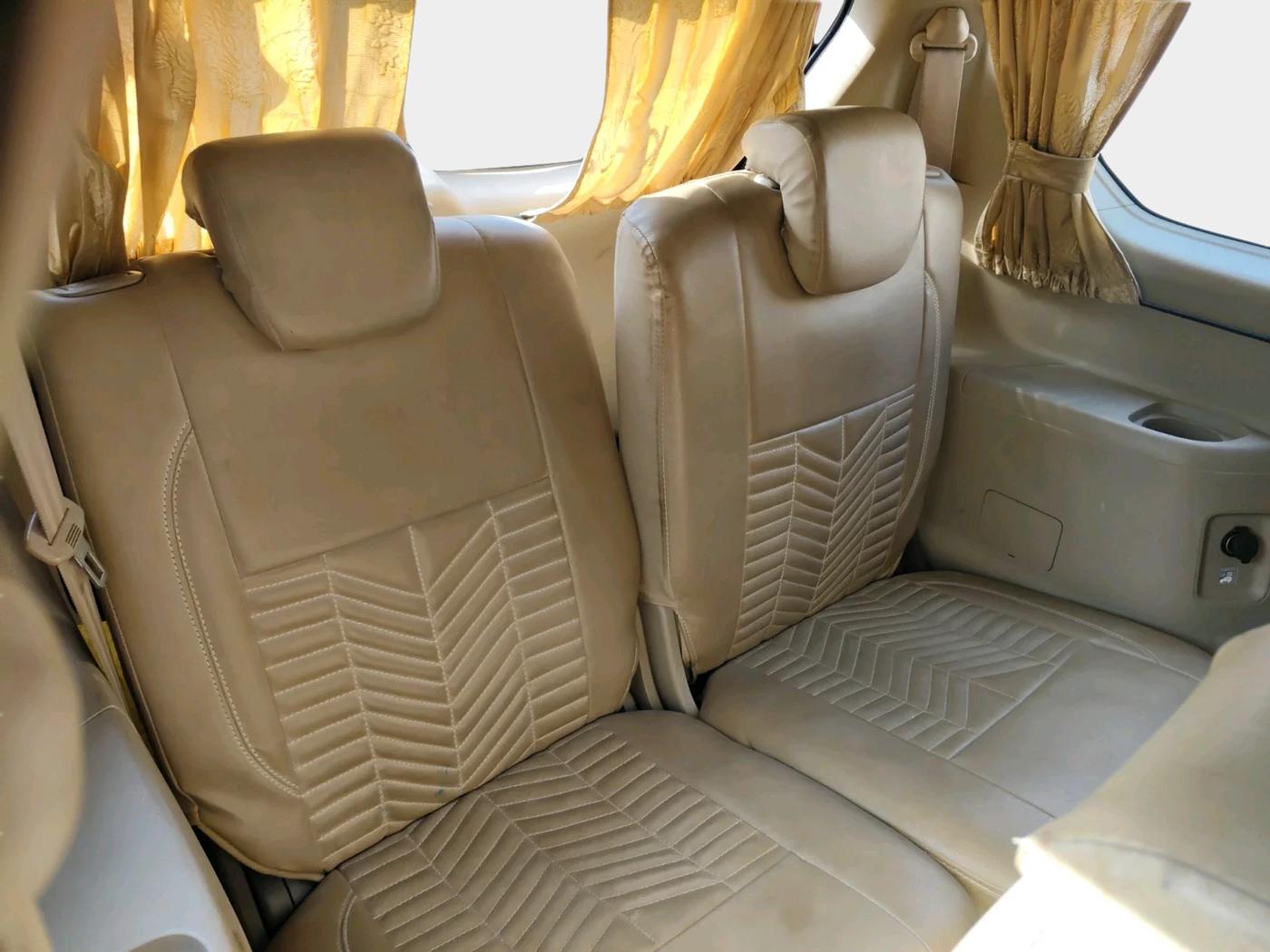 2022 Maruti Ertiga ZXI+ AT SHVS, CNG, Automatic, 57,600 km, interior