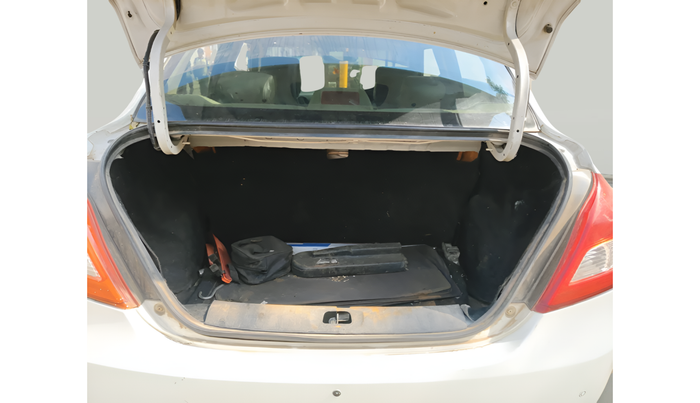 2013 Maruti Swift Dzire VDI, Diesel, Manual, 1,22,399 km, exterior