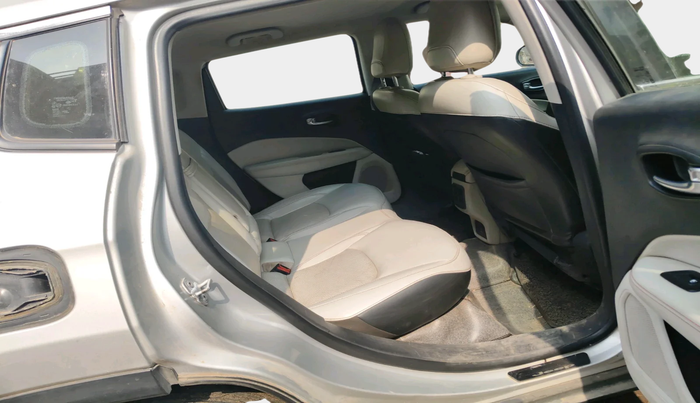 2018 Jeep Compass LIMITED 2.0 DIESEL, Diesel, Manual, 1,05,888 km, interior