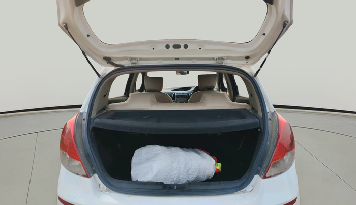 2014 Hyundai i20 MAGNA 1.4 CRDI, Diesel, Manual, 1,09,978 km, exterior