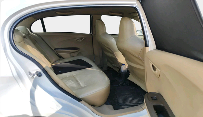 2013 Honda Amaze 1.5L I-DTEC S, Diesel, Manual, 1,66,700 km, interior