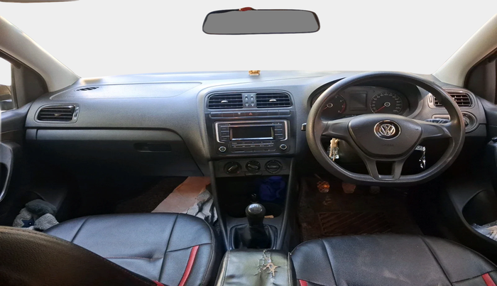 2017 Volkswagen Polo COMFORTLINE 1.2L, Petrol, Manual, 43,070 km, interior