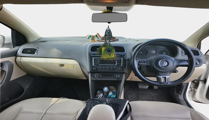 2013 Volkswagen Vento COMFORTLINE TSI AT PETROL, Petrol, Automatic, 1,30,546 km, interior