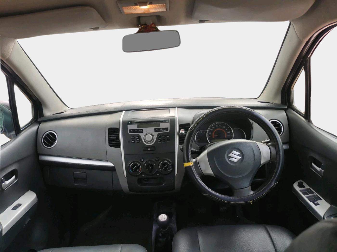 2011 Maruti Wagon R 1.0 VXI, CNG, Manual, 1,69,088 km, interior