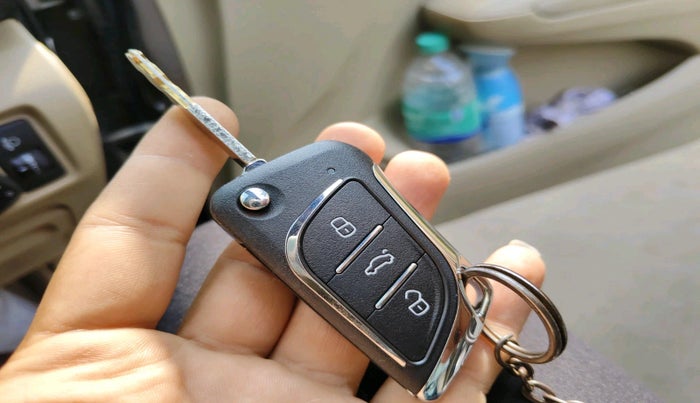 2011 Honda City 1.5L I-VTEC S MT, Petrol, Manual, 1,52,502 km, interior