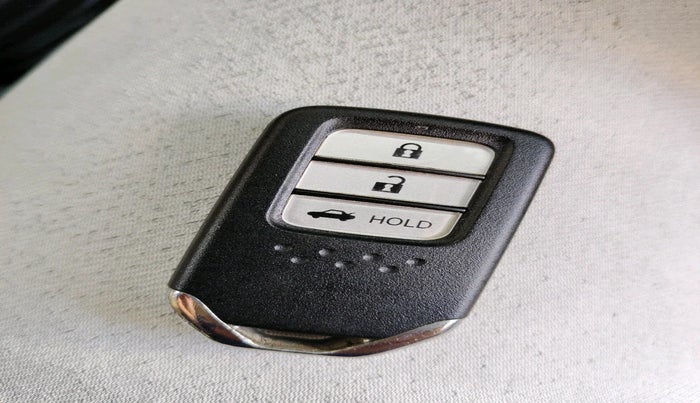 2019 Honda Amaze 1.2L I-VTEC VX, Petrol, Manual, 1,34,581 km, interior