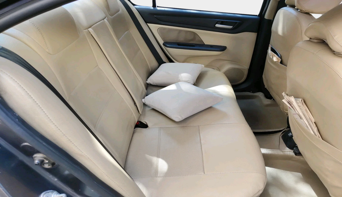 2019 Honda Amaze 1.2L I-VTEC VX, Petrol, Manual, 1,34,581 km, interior