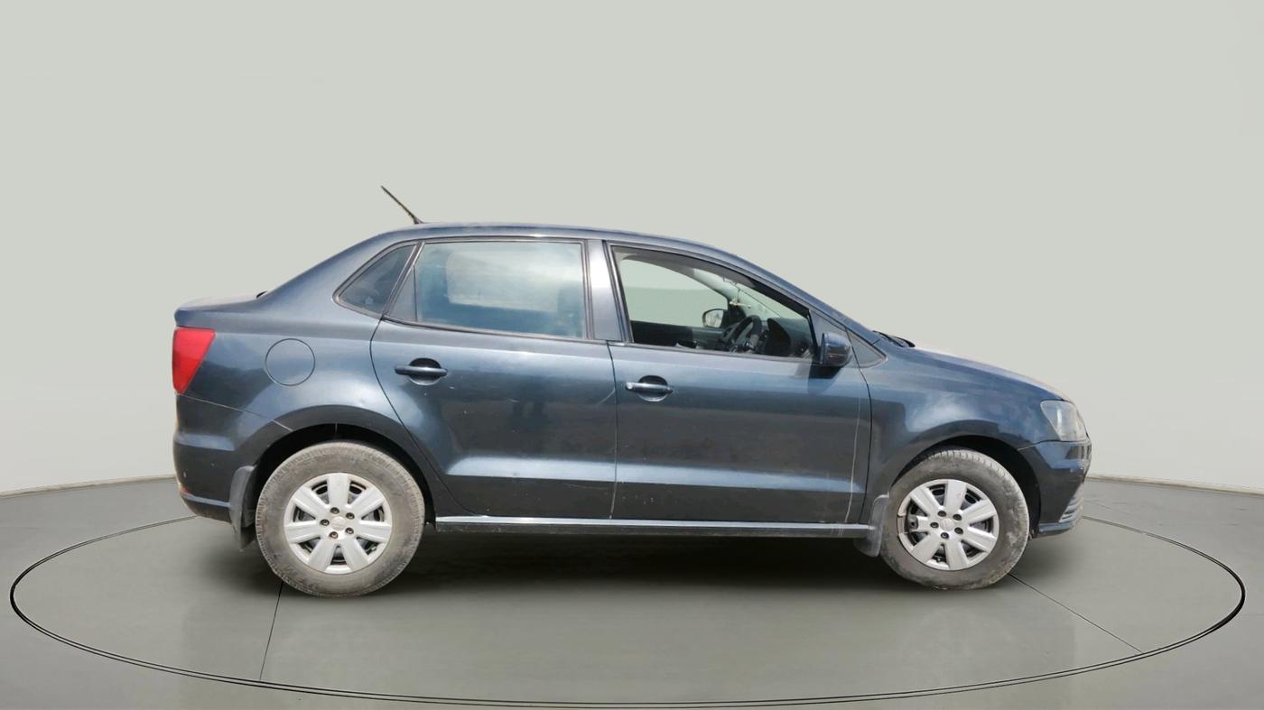 2016 Volkswagen Ameo COMFORTLINE 1.2L, CNG, Manual, 2,05,971 km, exterior