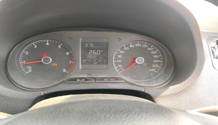 2016 Volkswagen Ameo COMFORTLINE 1.2L, Petrol, Manual, 2,05,971 km, interior