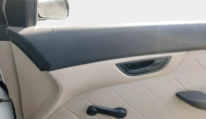 2015 Hyundai Eon D-LITE+, Petrol, Manual, 84,569 km, interior