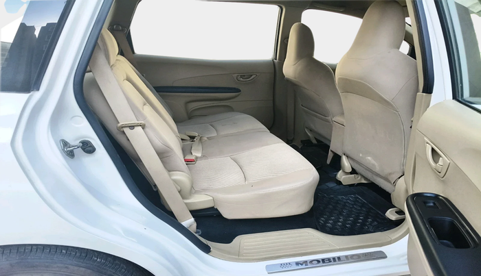 2015 Honda Mobilio 1.5L I-VTEC S, Petrol, Manual, 1,11,126 km, interior