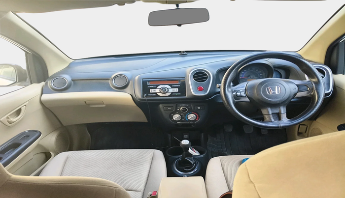 2015 Honda Mobilio 1.5L I-VTEC S, Petrol, Manual, 1,11,126 km, interior