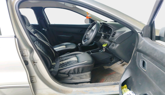 2020 Renault Kwid RXL 1.0, Petrol, Manual, 27,577 km, interior