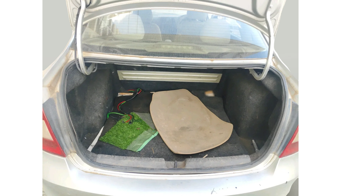 2012 Skoda Rapid AMBITION 1.6 TDI CR MT, Diesel, Manual, 68,455 km, exterior