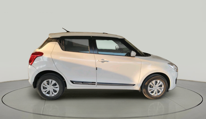 2022 Maruti Swift VXI, Petrol, Manual, 15,998 km, exterior