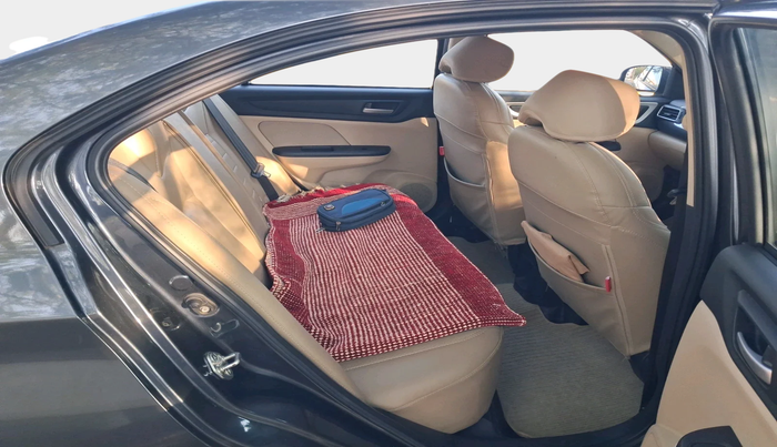 2023 Honda Amaze 1.2L I-VTEC VX, Petrol, Manual, 11,338 km, interior