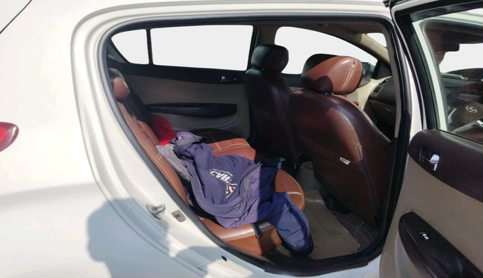 2011 Hyundai i20 SPORTZ (O) 1.2, Petrol, Manual, 1,53,393 km, interior