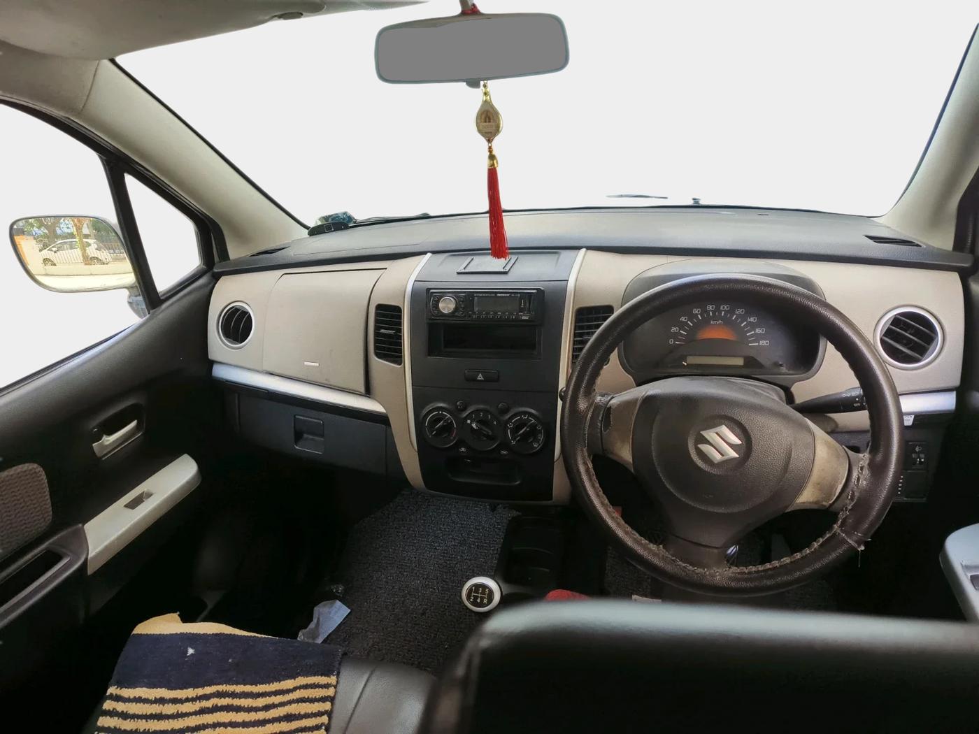 2014 Maruti Wagon R 1.0 LXI CNG, CNG, Manual, 85,216 km, interior