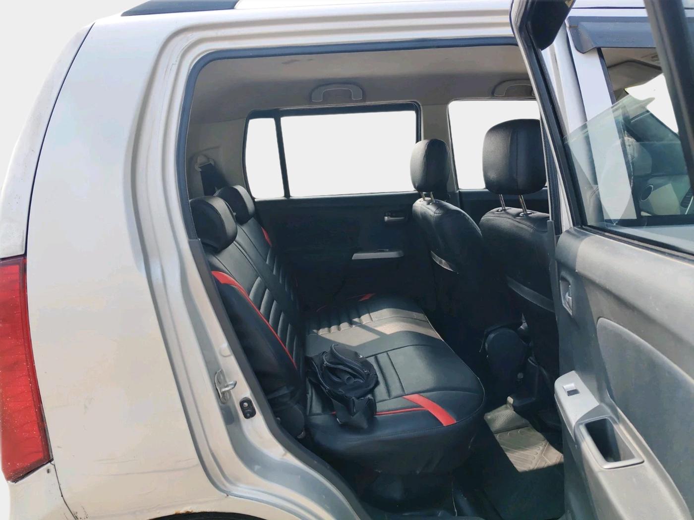 2012 Maruti Wagon R 1.0 VXI, CNG, Manual, 1,25,703 km, interior