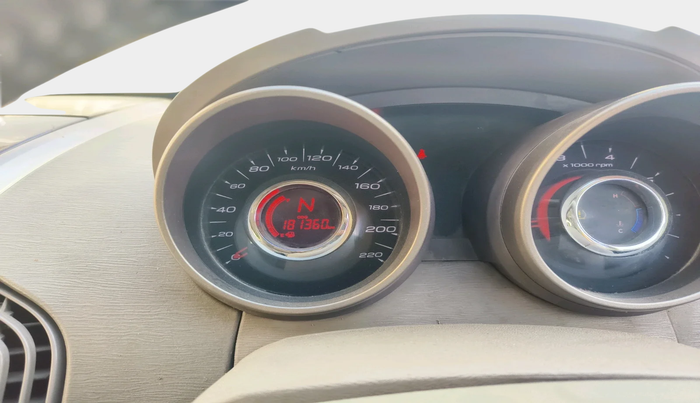 2012 Mahindra XUV500 W8, Diesel, Manual, 1,81,360 km, interior