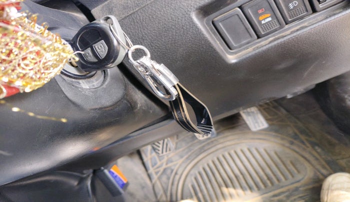 2013 Maruti Swift VDI, Diesel, Manual, 1,23,663 km, interior