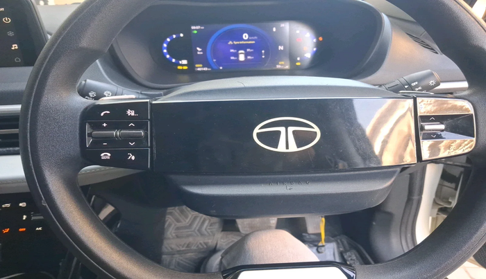 2023 Tata NEXON CREATIVE AMT 1.5 DIESEL, Diesel, Automatic, 40,143 km, interior