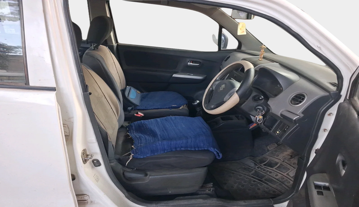 2011 Maruti Wagon R 1.0 LXI CNG, Petrol, Manual, 1,07,513 km, interior