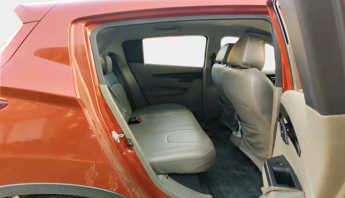 2016 Mahindra Kuv100 K8 5 STR, Petrol, Manual, 76,842 km, interior