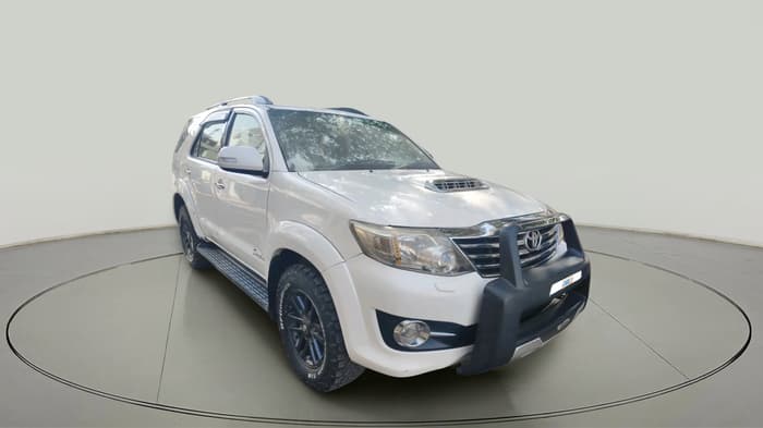 2016 Toyota Fortuner 3.0 4X2 MT, Diesel, Manual, 1,41,000 km, exterior
