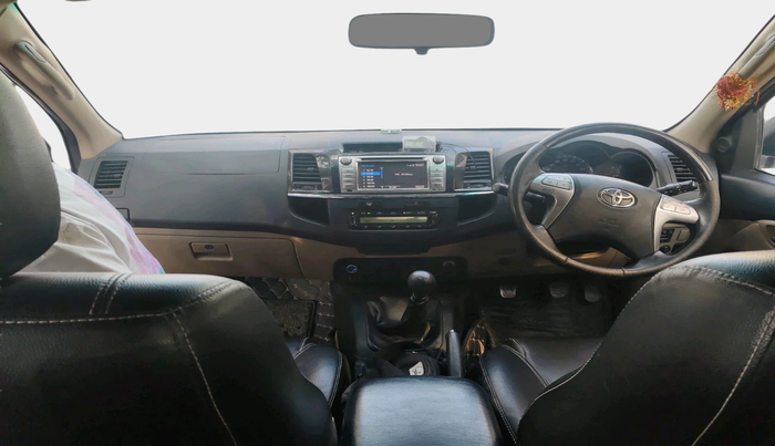 2016 Toyota Fortuner 3.0 4X2 MT, Diesel, Manual, 1,40,571 km, interior