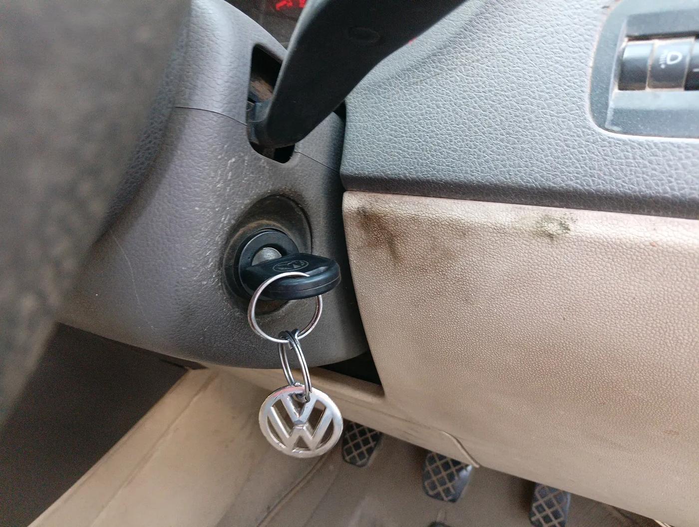 2012 Volkswagen Vento TRENDLINE DIESEL 1.6, Diesel, Manual, 1,35,611 km, interior