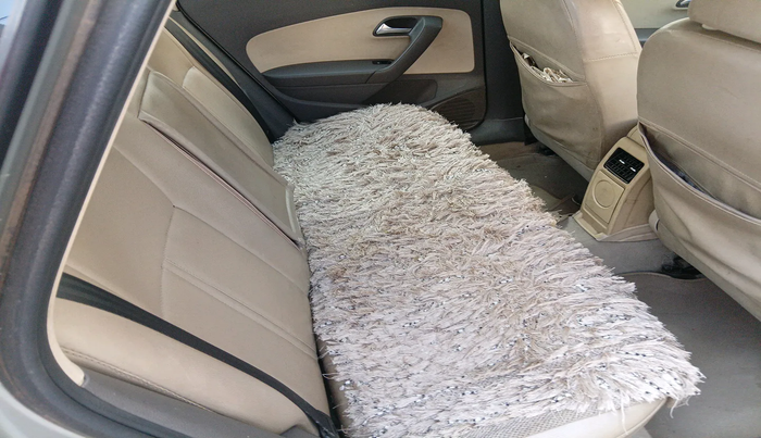 2012 Volkswagen Vento TRENDLINE DIESEL 1.6, Diesel, Manual, 1,35,611 km, interior