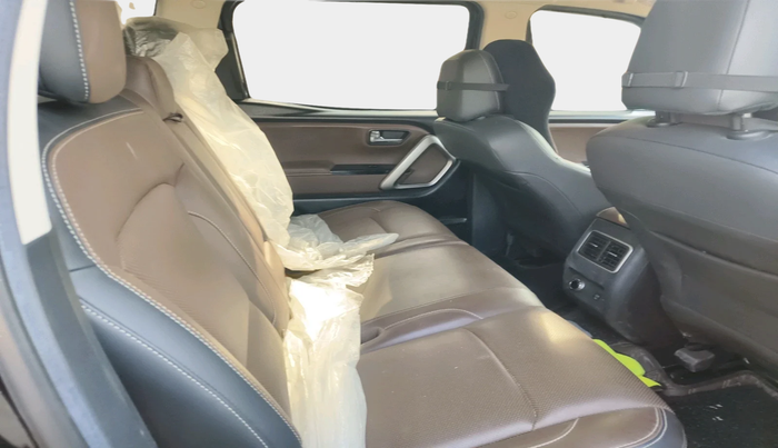 2025 Mahindra SCORPIO-N Z8 L DIESEL AT 2WD 7 STR, Diesel, Automatic, 14,316 km, interior