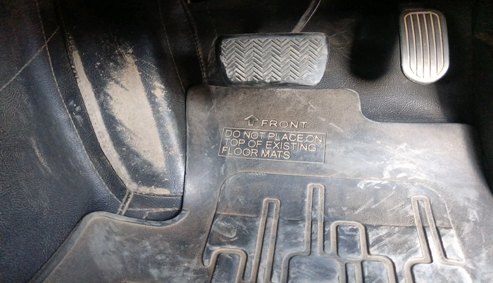 2022 Toyota Innova Crysta 2.4 GX AT 8 STR, Diesel, Automatic, 81,520 km, interior