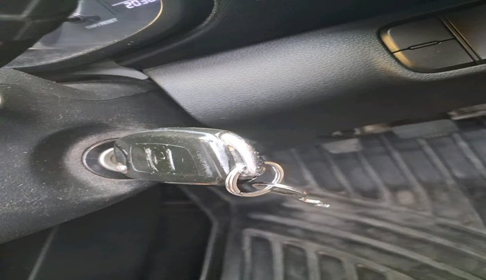 2022 Hyundai VENUE SX 1.5 CRDI, Diesel, Manual, 2,03,631 km, interior