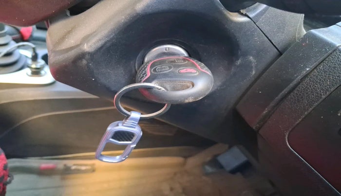 2011 Ford Figo LXI 1.2 PETROL, Petrol, Manual, 1,45,581 km, interior