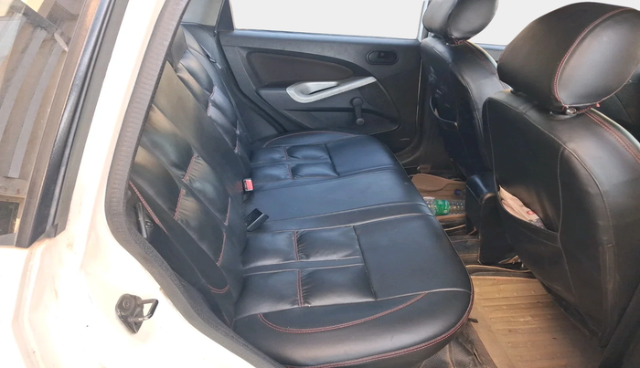 2011 Ford Figo LXI 1.2 PETROL, Petrol, Manual, 1,45,581 km, interior