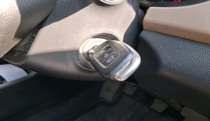 2015 Hyundai Elite i20 SPORTZ 1.2, Petrol, Manual, 1,03,177 km, interior